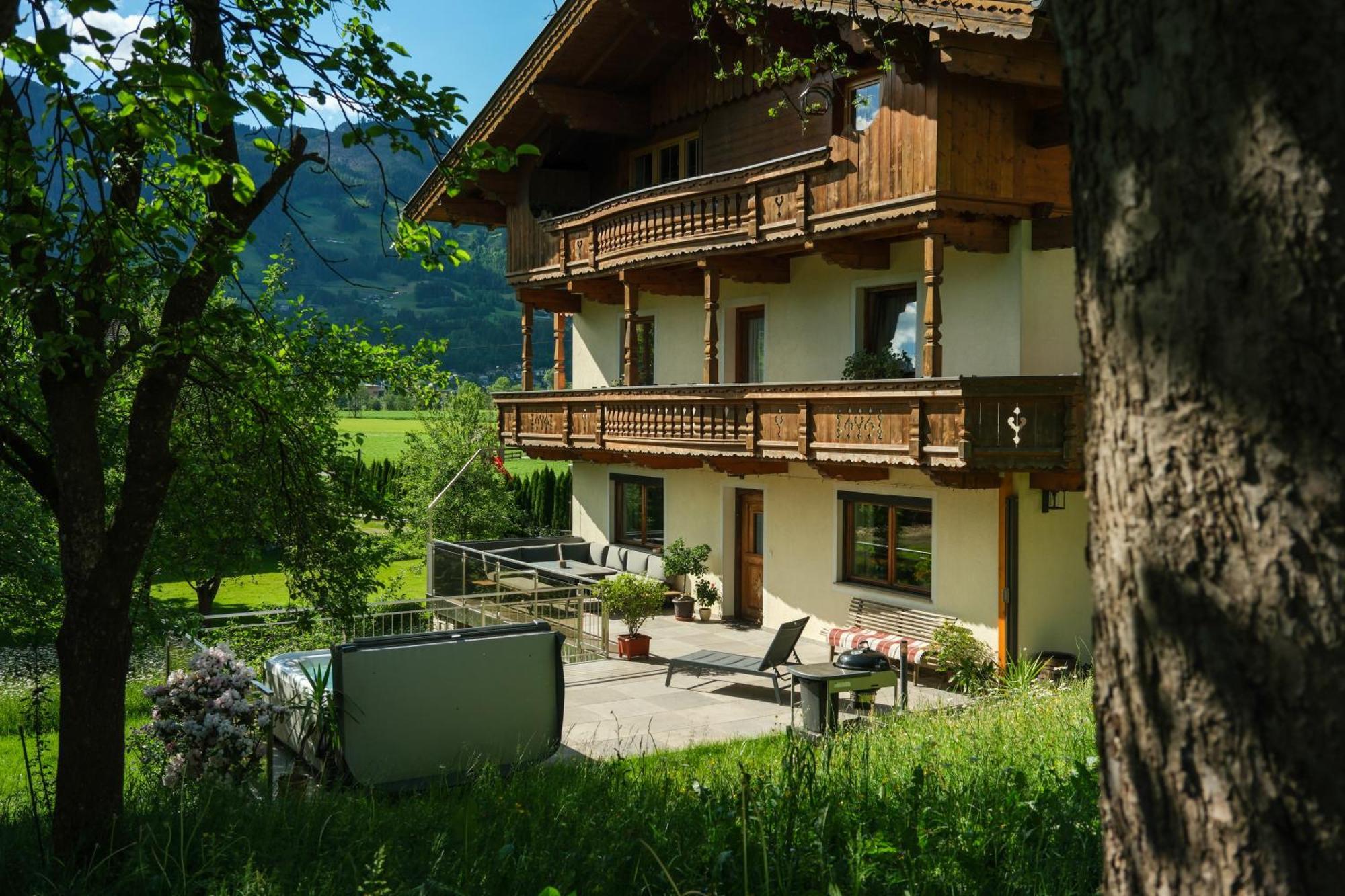 Apart Moidl Mit Privatem Pool Hart im Zillertal Esterno foto